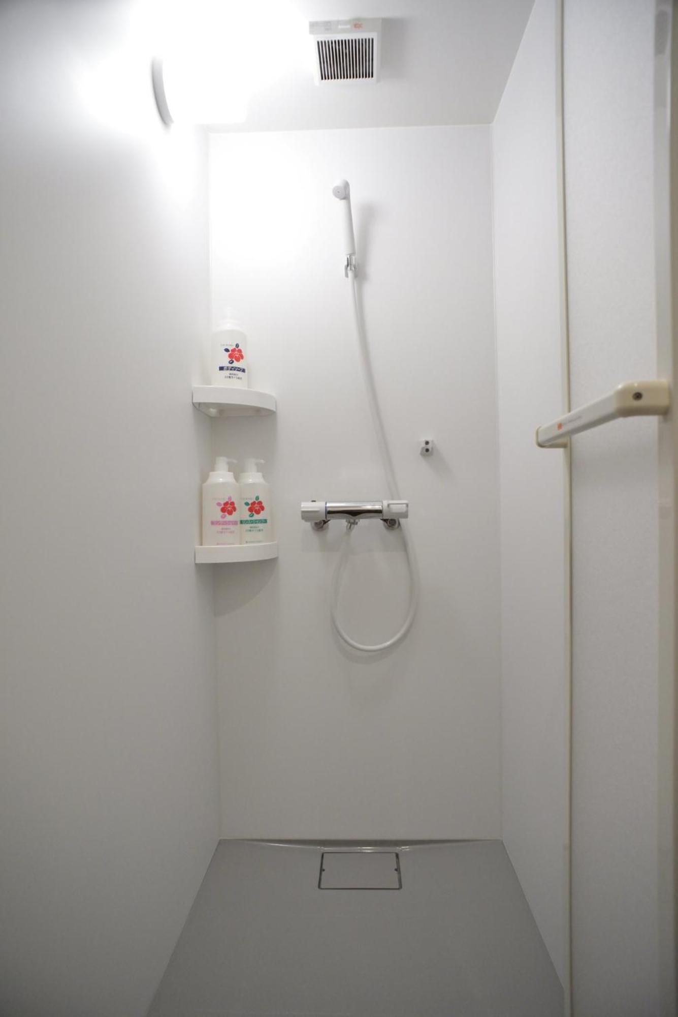 Jam Hostel Hakata Station Front Semi-Private Room With Shared Bathroom - Vacation Stay 61445 Fukuoka  Esterno foto